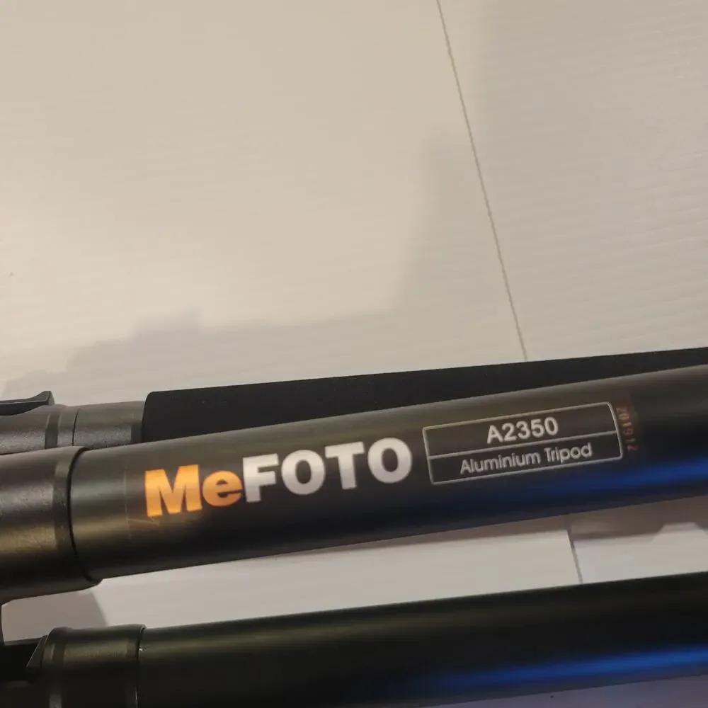 MeFOTO A2350Q2 GlobeTrotter Aluminum Travel Tripod with case